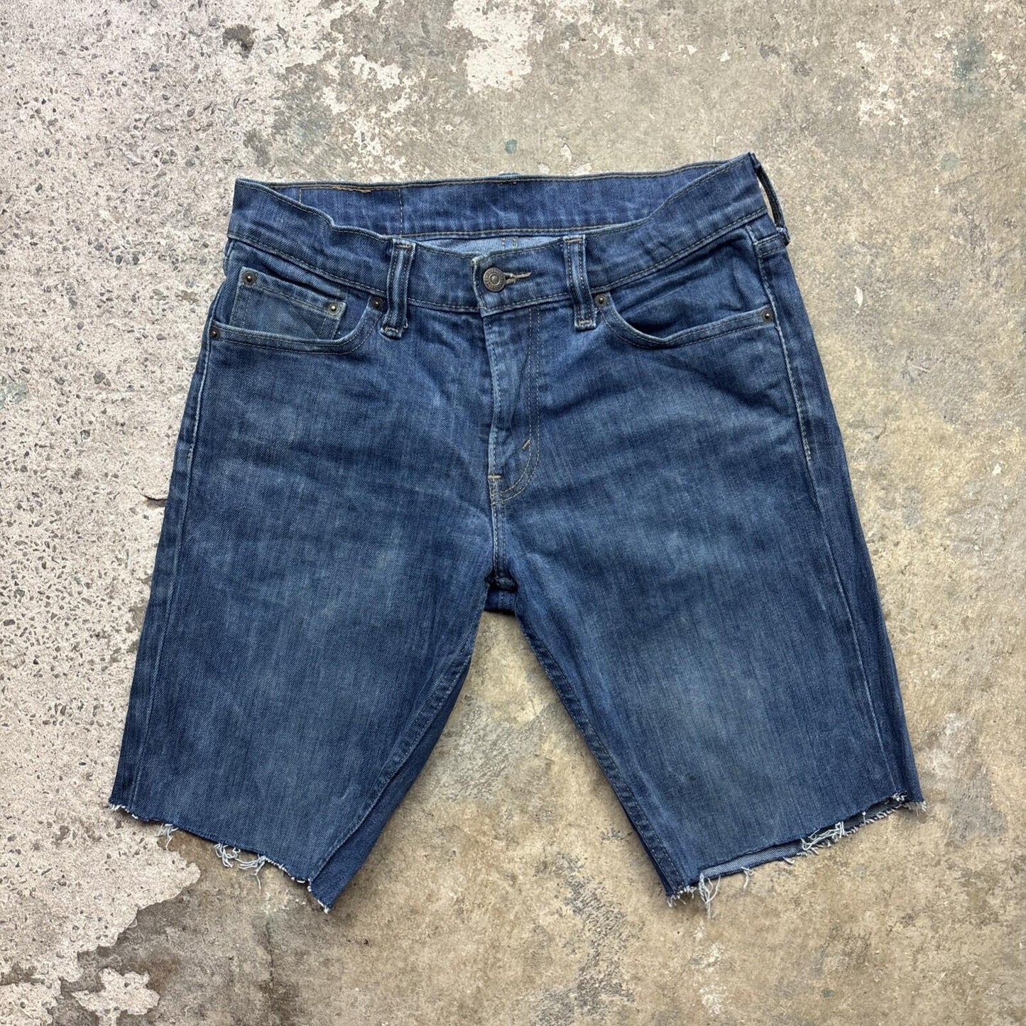 Navy Blue Denim Levi’s 511 Men’s Cut Off Shorts | W30