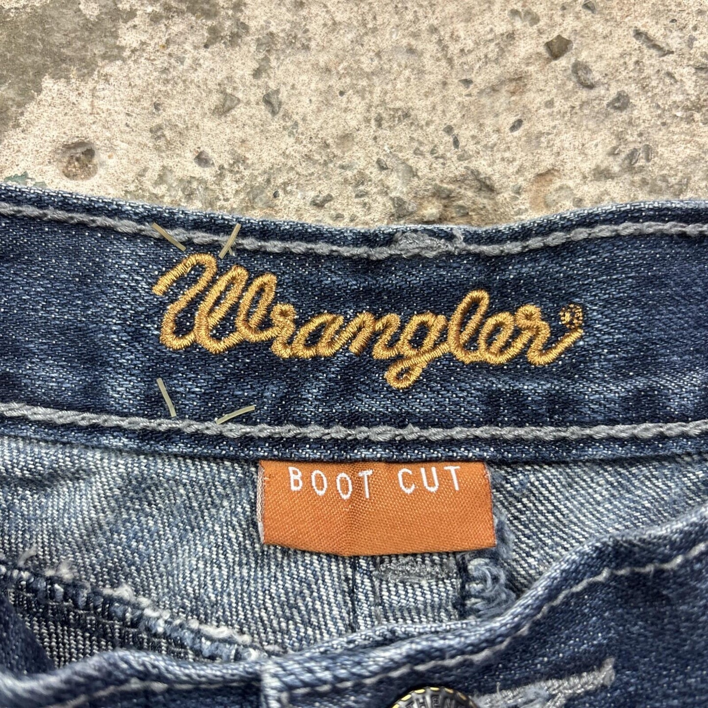 Textured Blue Denim Wrangler Cut Off Jean Shorts | W32"