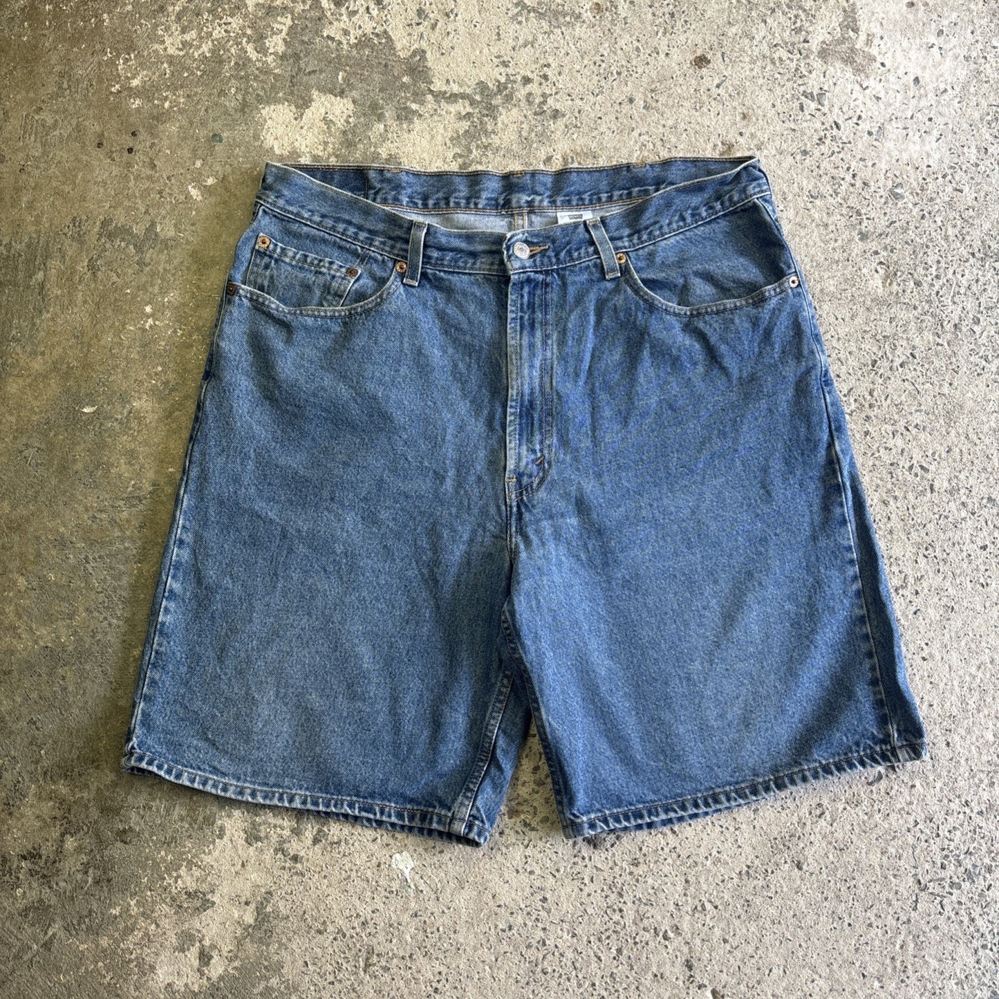 Blue Denim Levi’s 550 Jean Shorts | W38"
