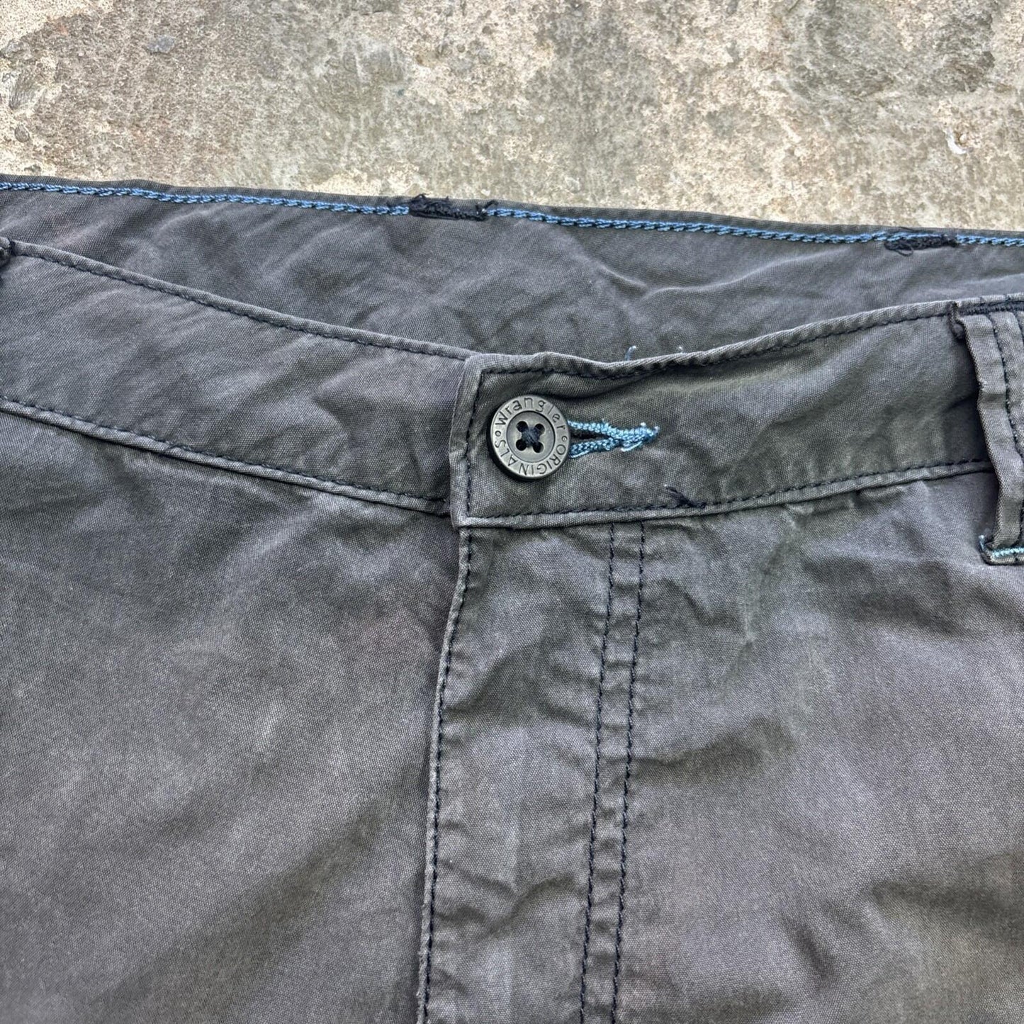 Black Wrangler Cargo Workwear Shorts - W36
