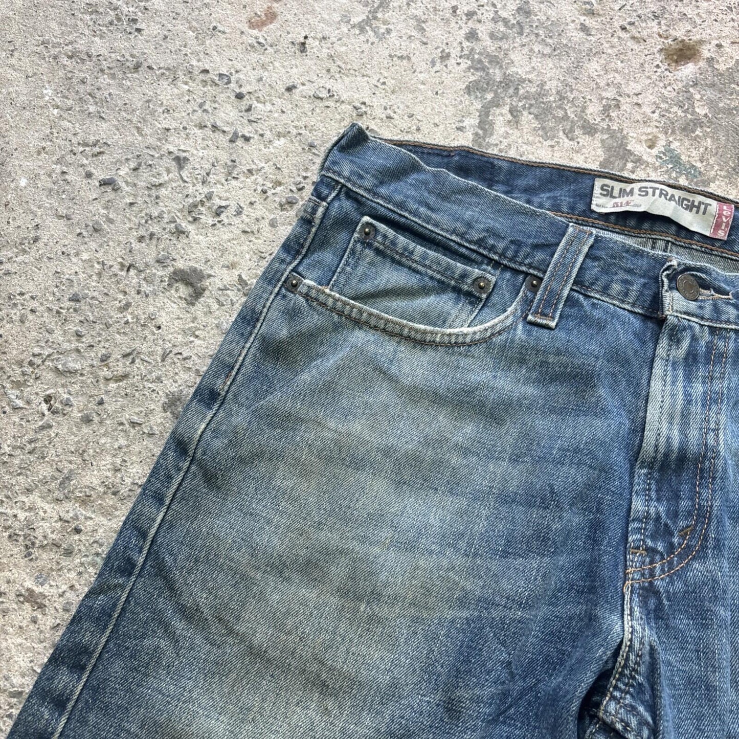 Blue Denim Levi’s 514 Women’s Cut Off Shorts | W32