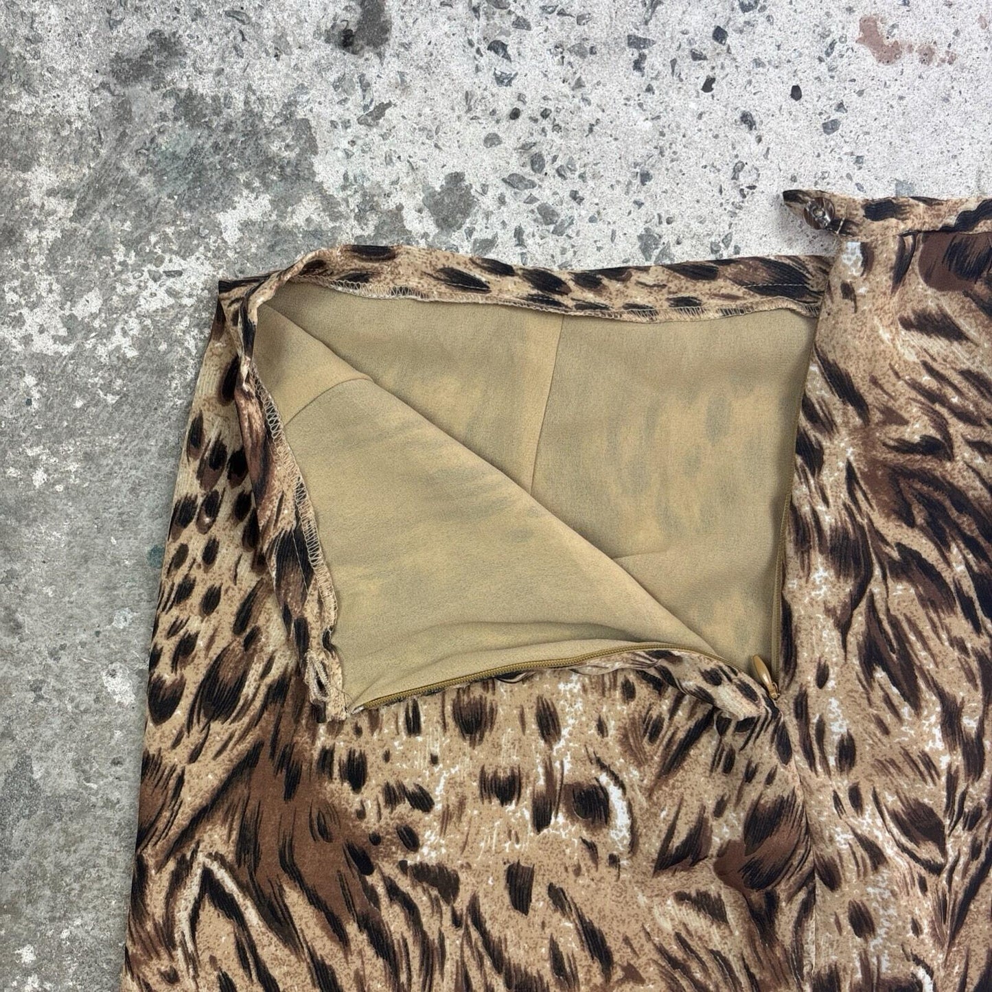 Kathie Lee Leopard Print Slit Maxi Skirt | W30