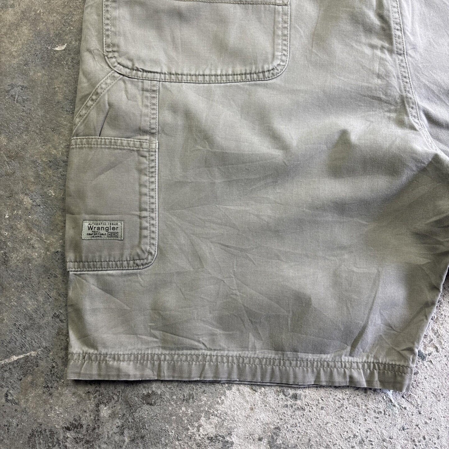 Khaki Green Cotton Wrangler Carpenter Shorts | W42