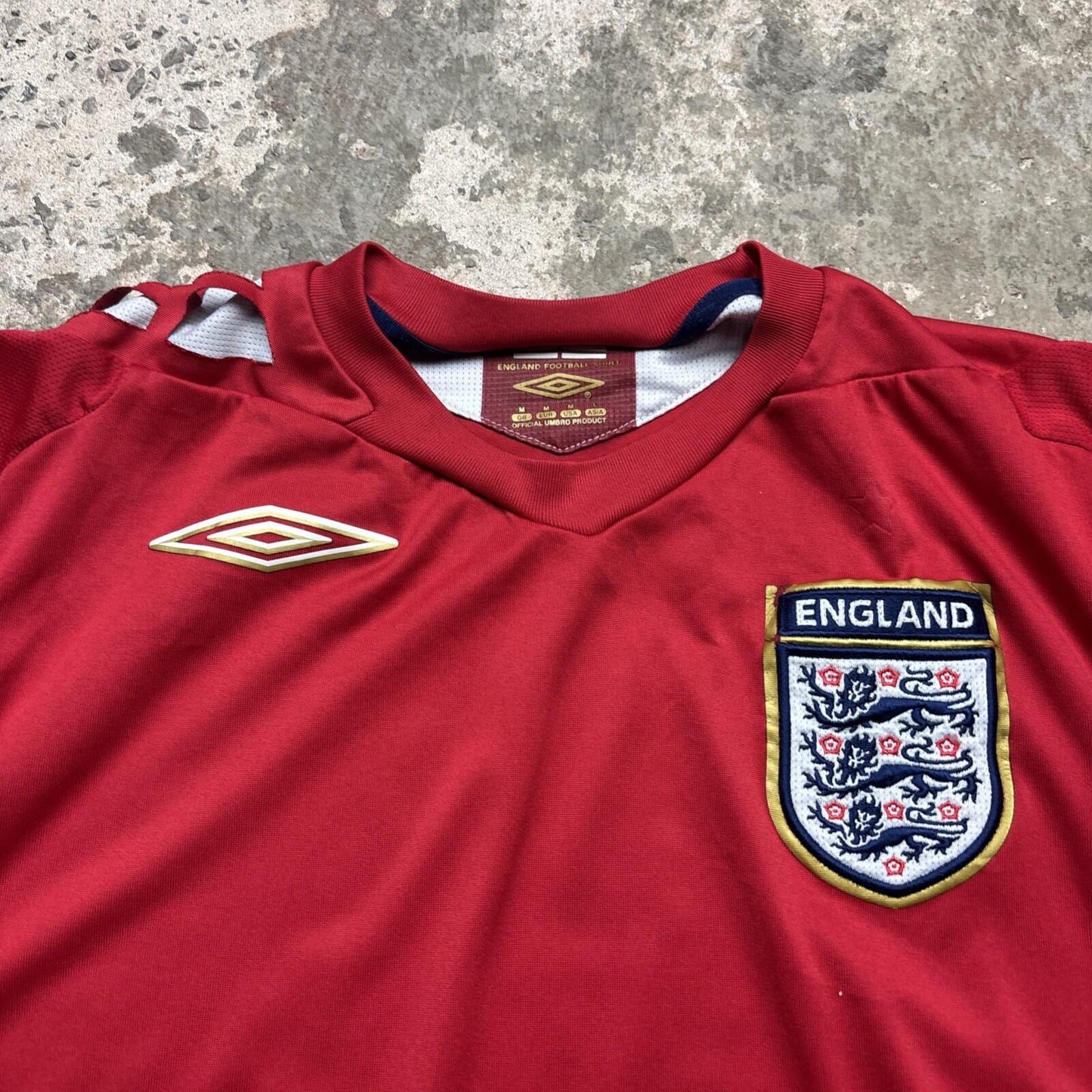 2006-08 Red Umbro England Away Football Men’s Shirt | M