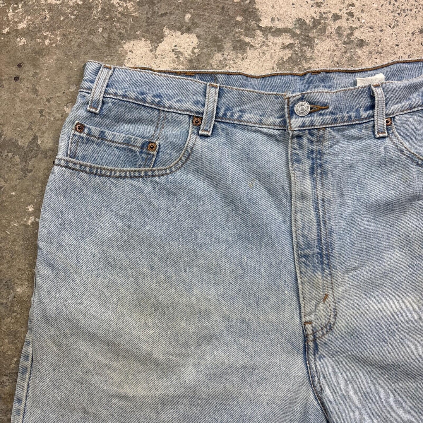 Light Blue Denim Levi’s 505 Relaxed Fit Jean Shorts | 40"