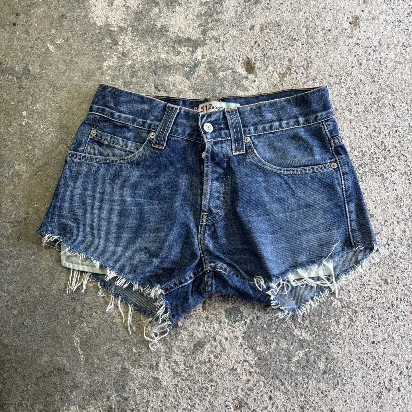 Blue Denim Levi’s Denim Jean Short Shorts | W30"
