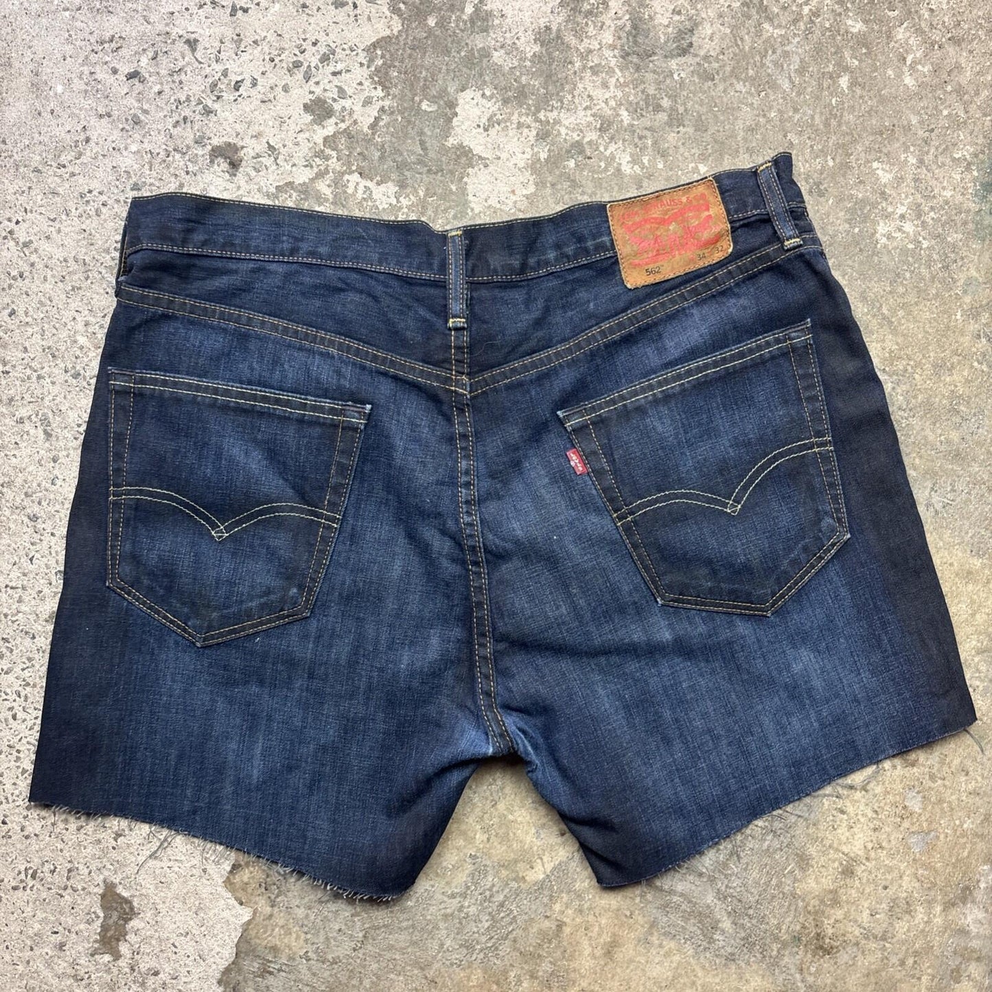 Navy Blue Denim Levi’s 562 Men’s Cut Off Shorts | W34