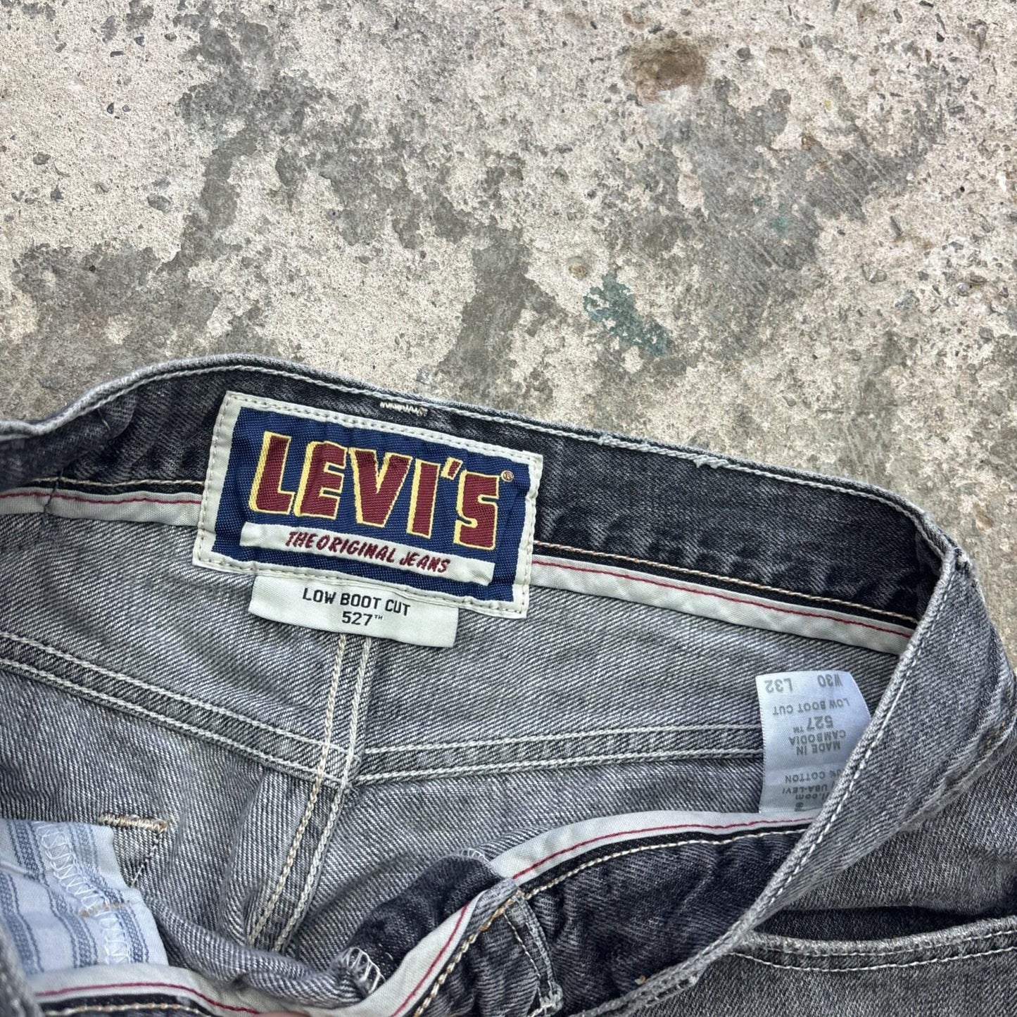 Grey Denim Levi’s 527 Cut Off Shorts | W30