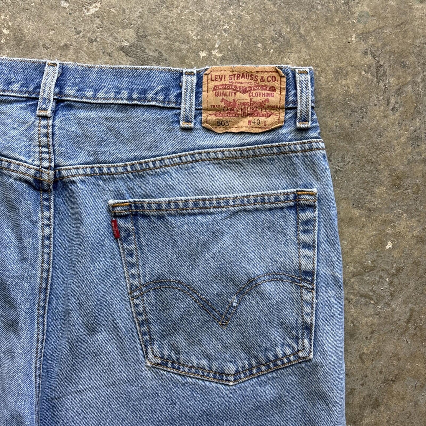 Blue Denim Levi’s 505 Men’s Shorts Jorts | W40