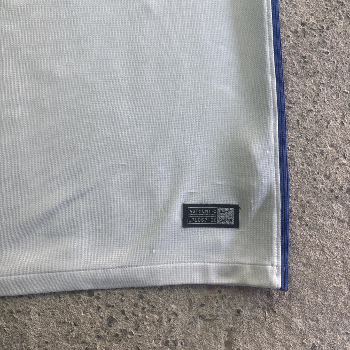 White Nike 2016/17 England Football Shirt | Size: M