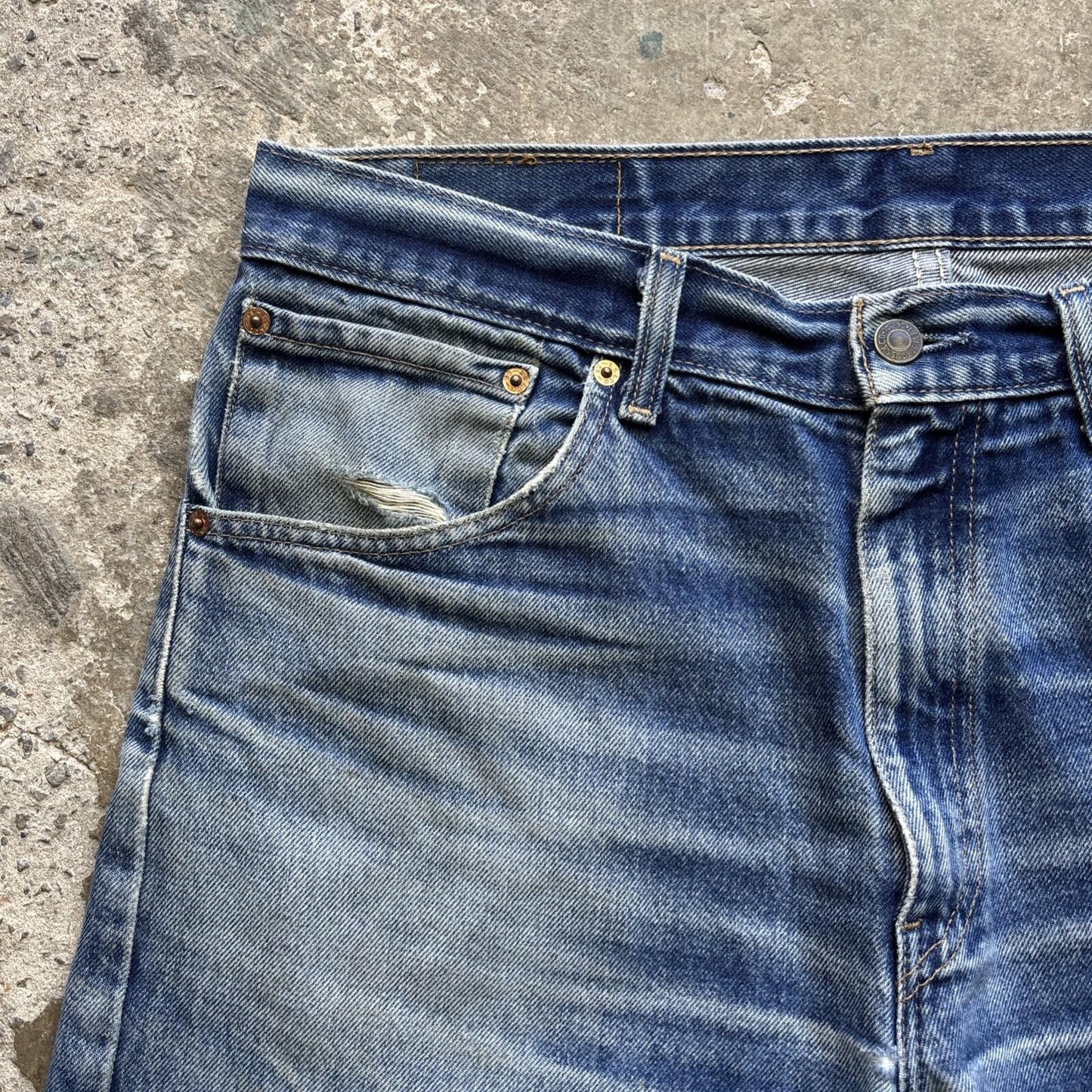 Blue Denim Levi’s Cut Off Men’s Jorts Shorts | W36