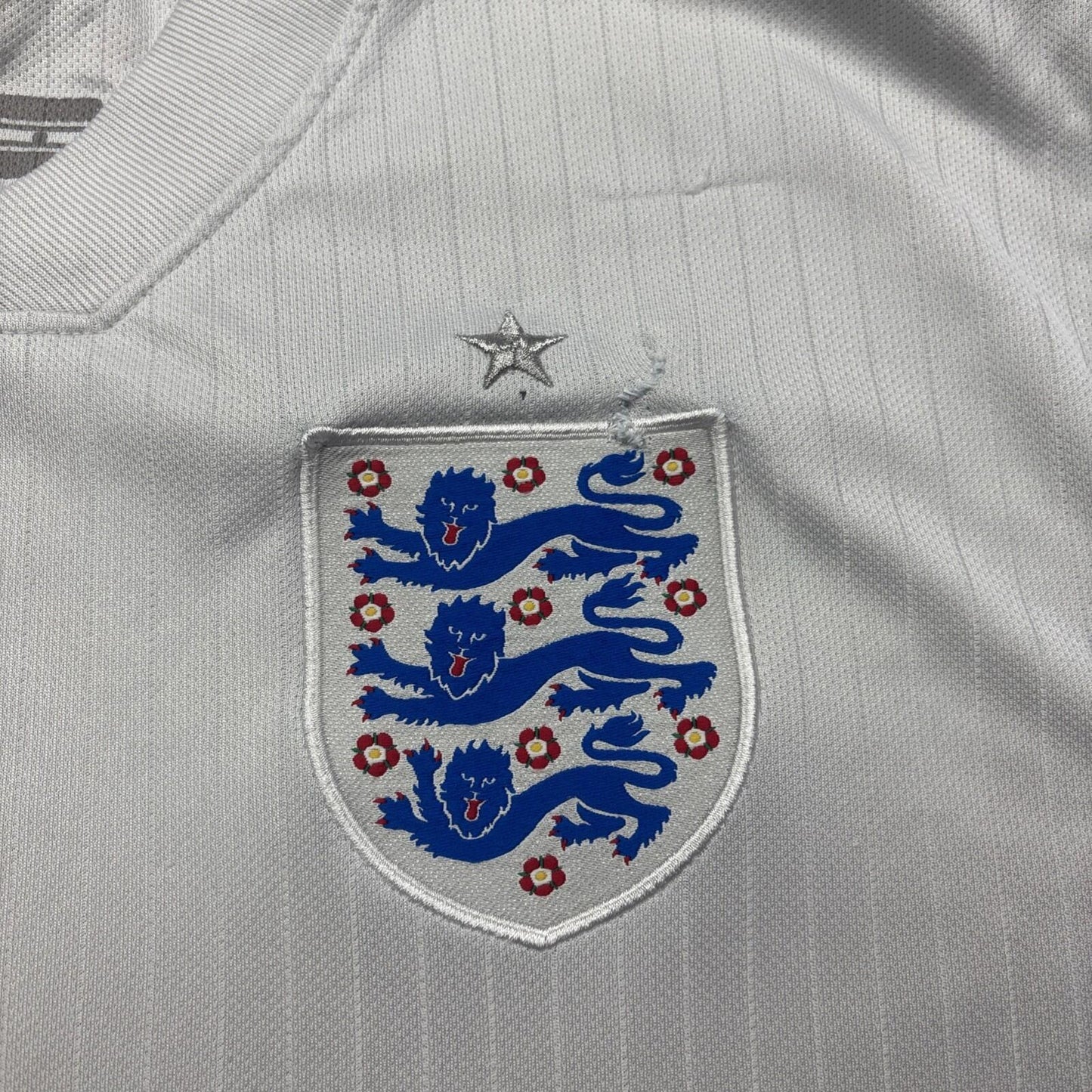 White England 2014/15 Nike Home Football Shirt | Size: L