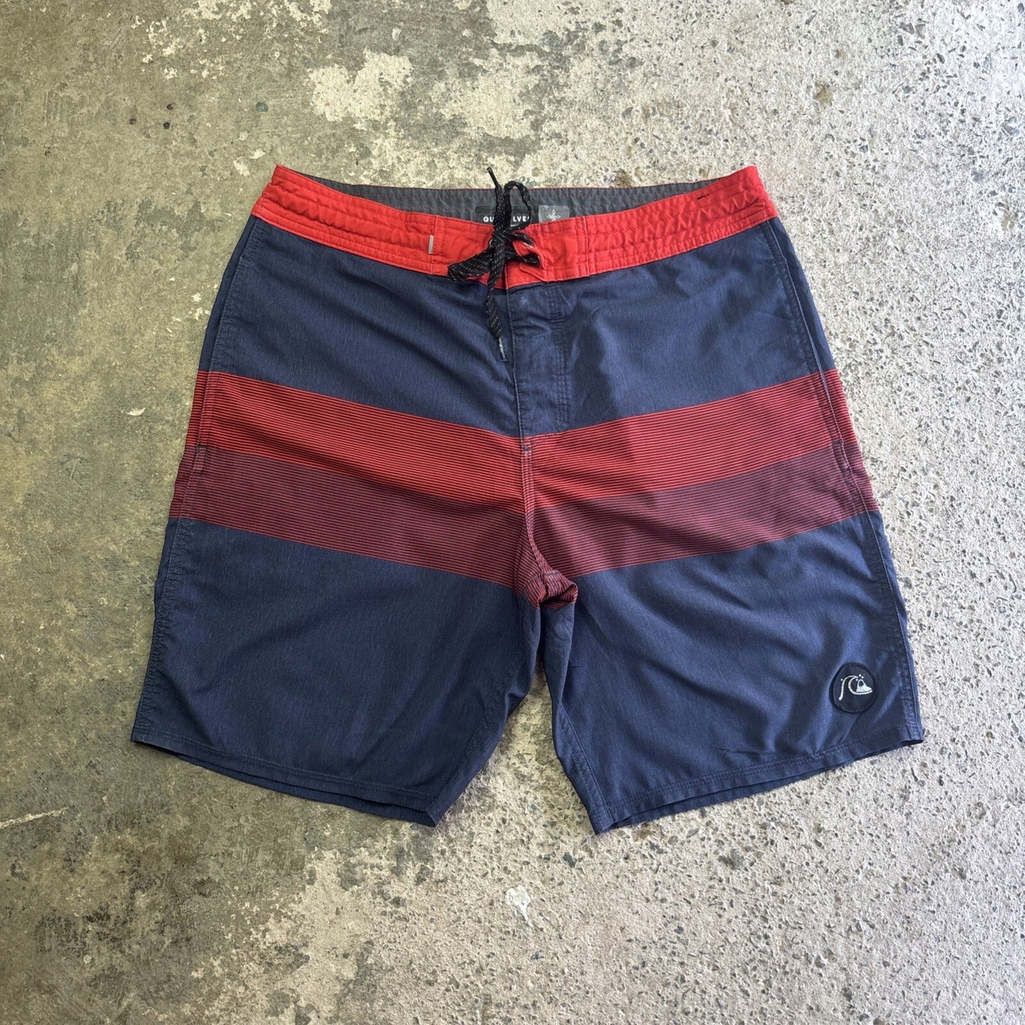 Red & Navy Quiksilver Striped Board Shorts W/ Pockets | W32"