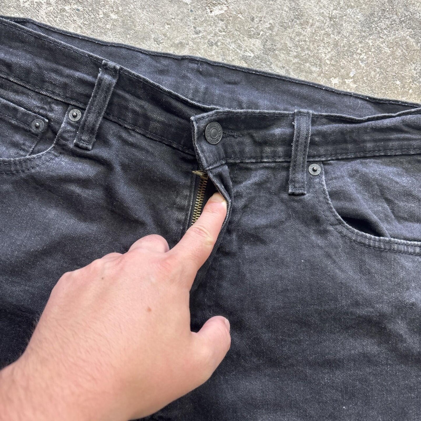 Black Levi 512 Men’s Cut Off Shorts - W36