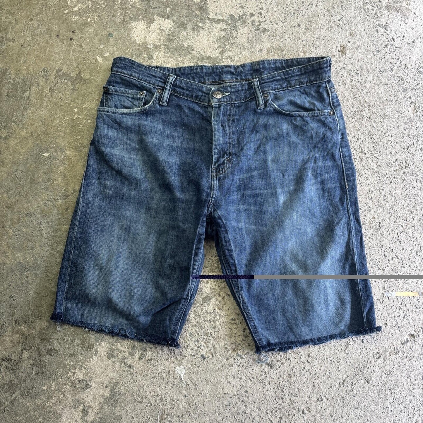 Blue Denim Cut Off Levi’s Jean Shorts | W33"