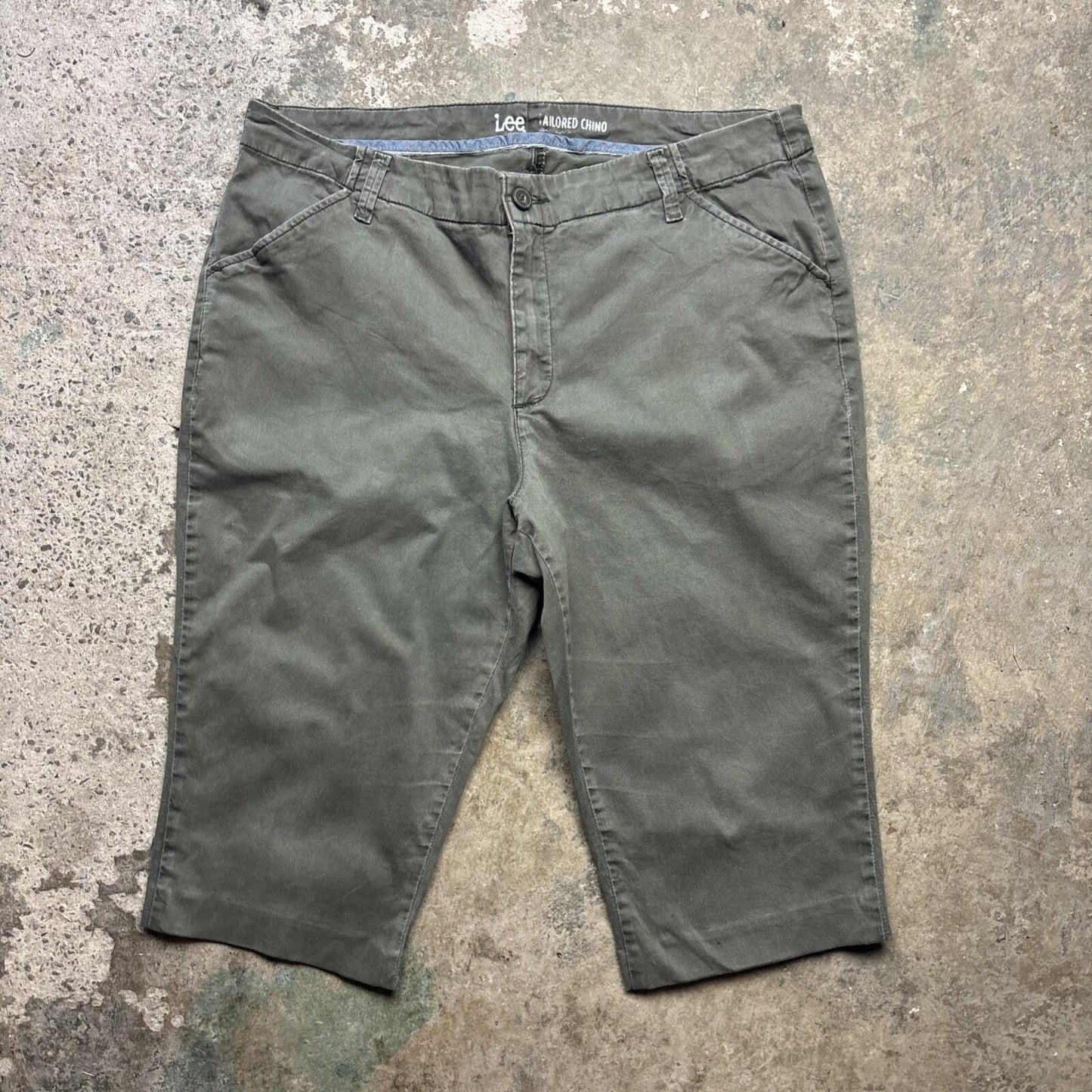 Khaki Green Lee Women’s Capri Shorts | Size 16