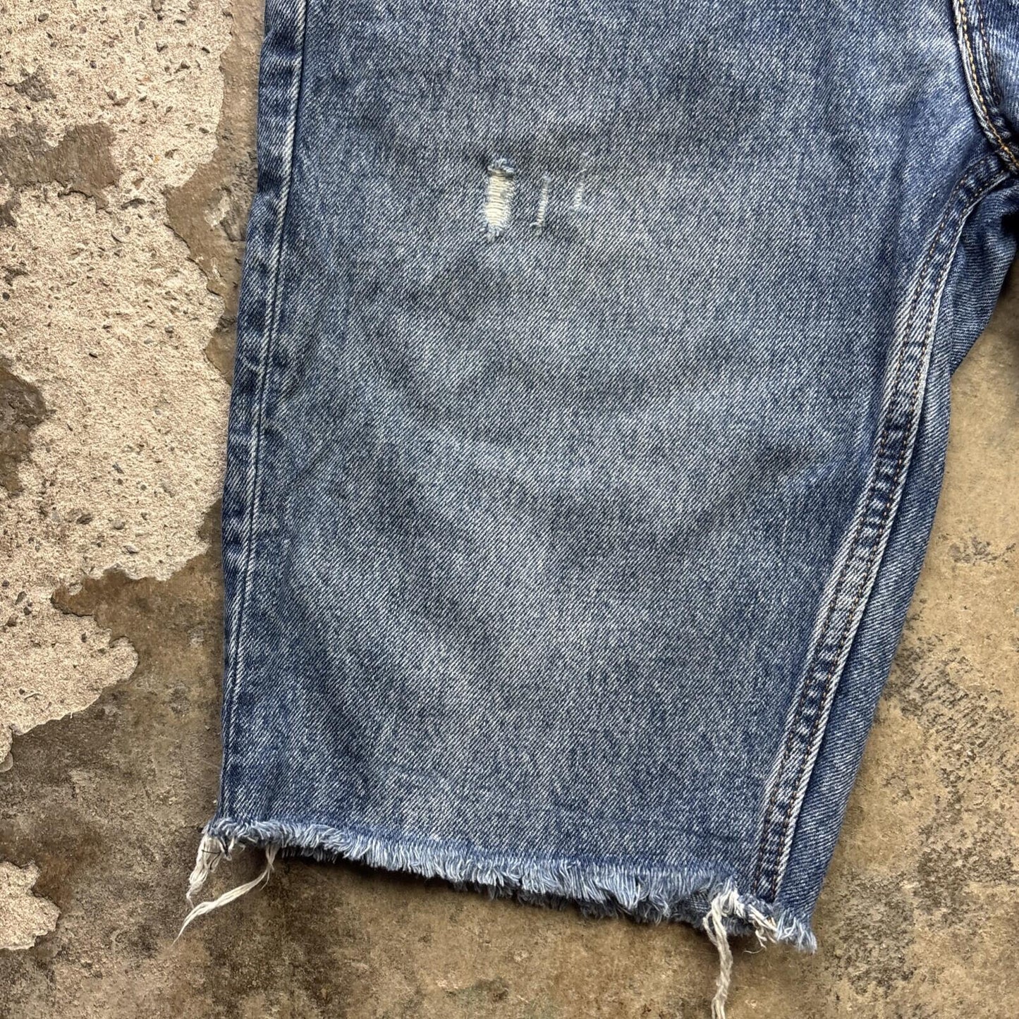Distressed Blue Denim Levi’s 511 Men’s Cut Off Shorts - W31