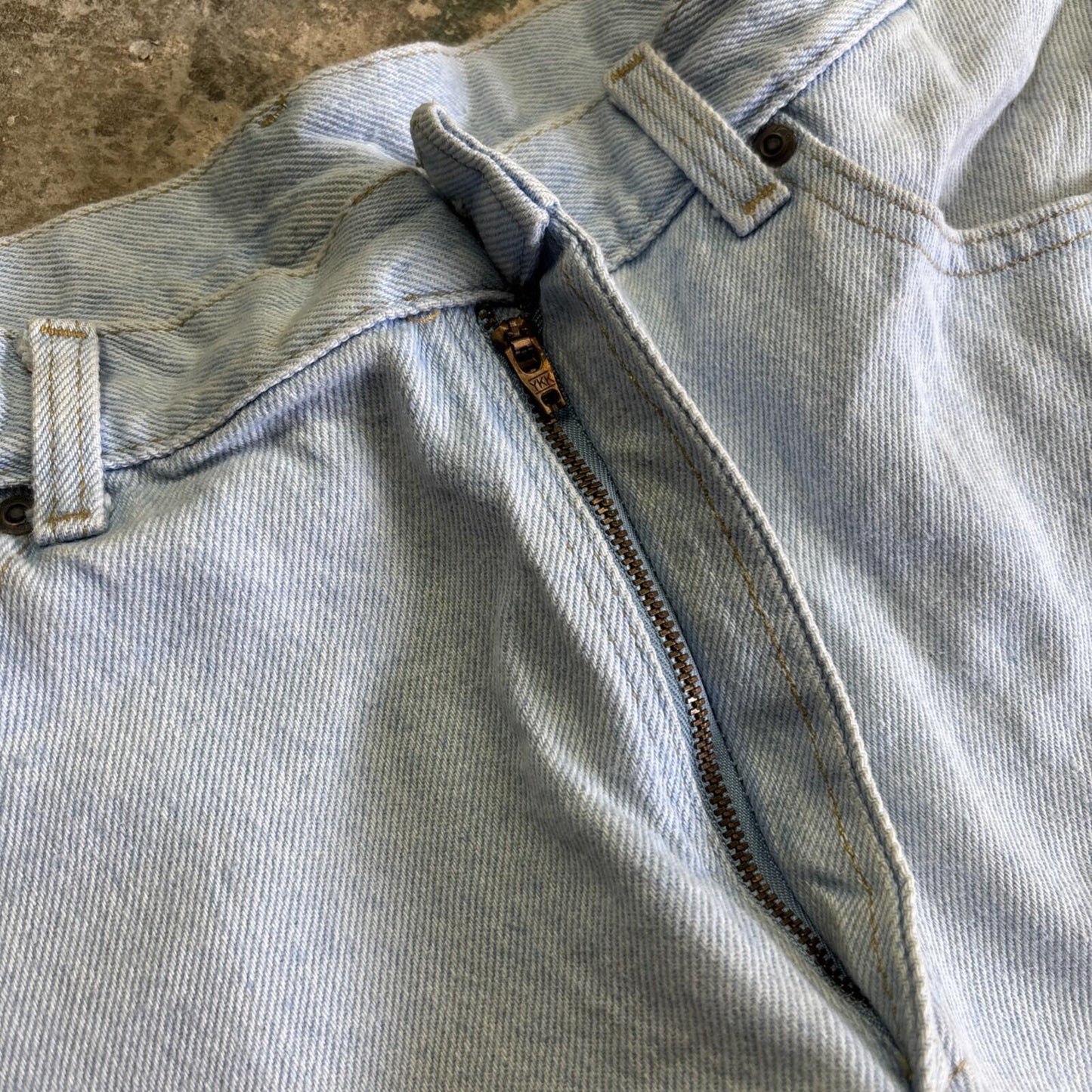 Light Blue Lee Denim Jean Shorts w/ Relaxed fit | W36