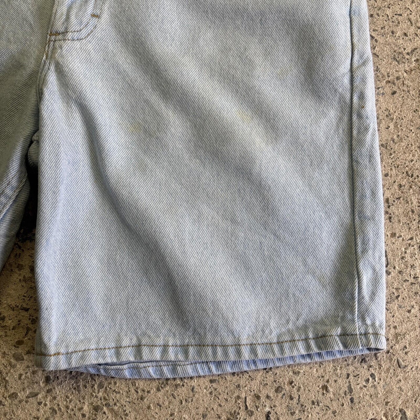 Light Blue Lee Denim Jean Shorts w/ Relaxed fit | W36