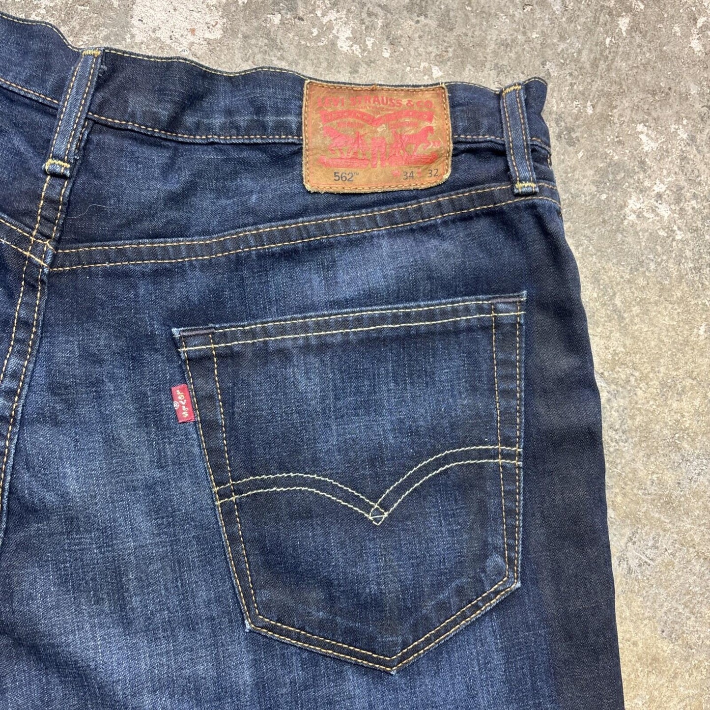 Navy Blue Denim Levi’s 562 Men’s Cut Off Shorts | W34