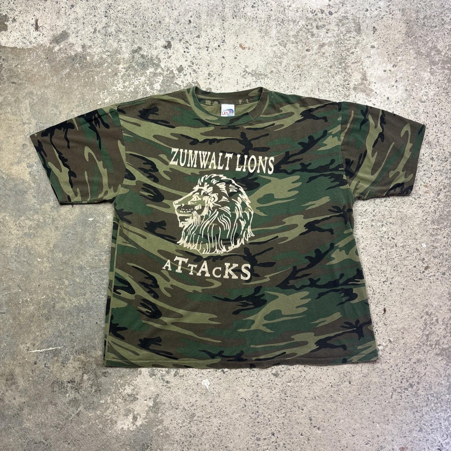 Vintage Camoflauge Single Stitch Graphic T-shirt | Size: XL