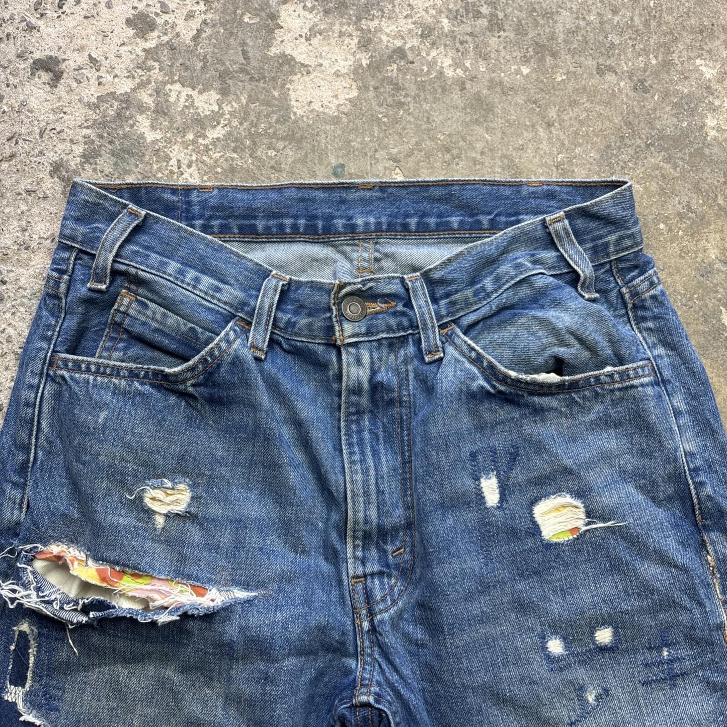 Distressed Levi’s 505 Blue Denim Cut Off Shorts - W30