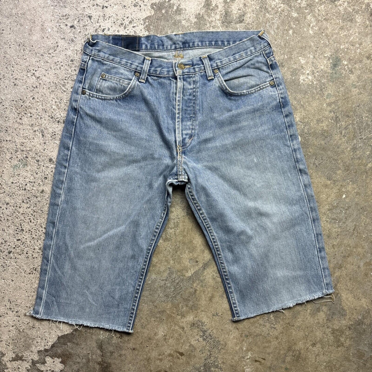 Blue Denim Lee Men’s Cut Off Shorts | W32
