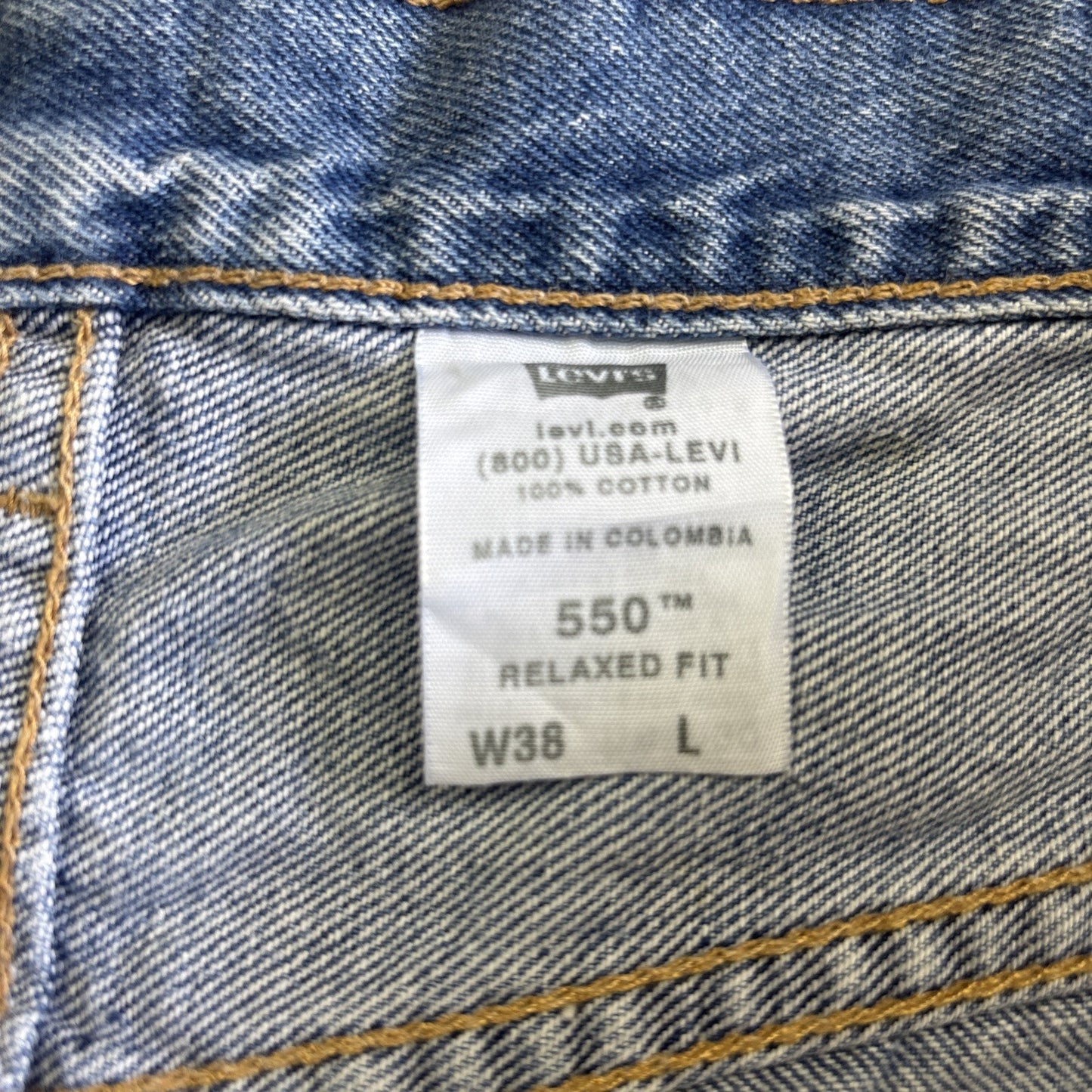 Blue Denim Levi’s 550 Jean Shorts | W38"