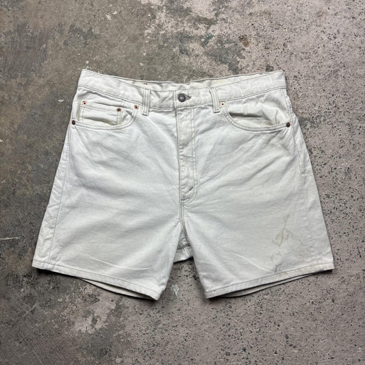 Cream Denim Levi’s 505 Jean Shorts | W38"