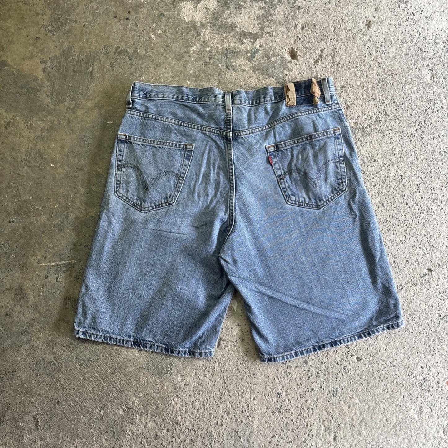 Blue Levi’s Relaxed Fit 550 Jean Shorts | W36"