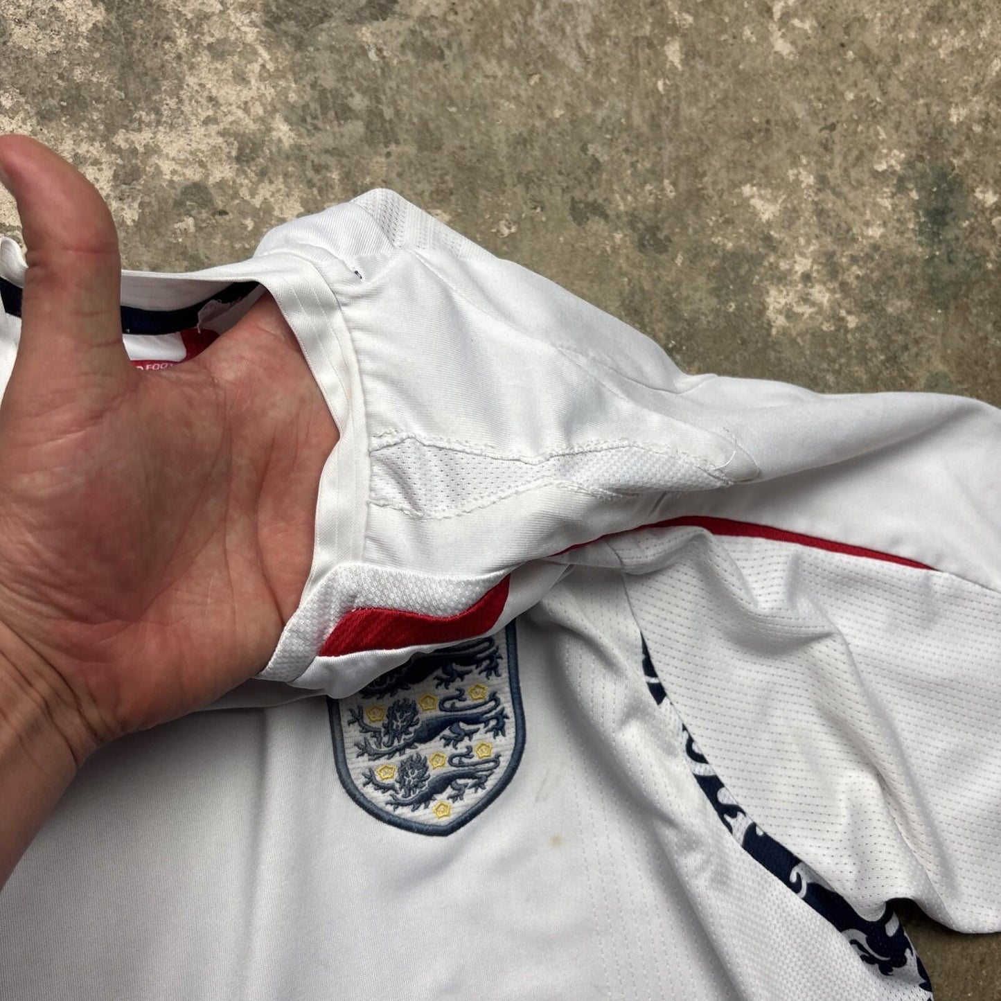 2007-09 White Umbro England Football Men’s Shirt | L