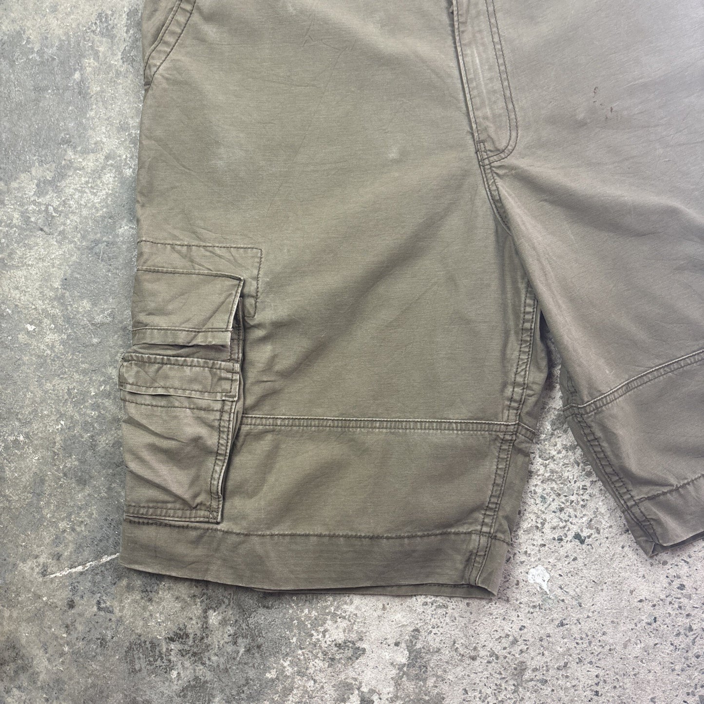 Green Levis Military Style Cargo Pants | W38"