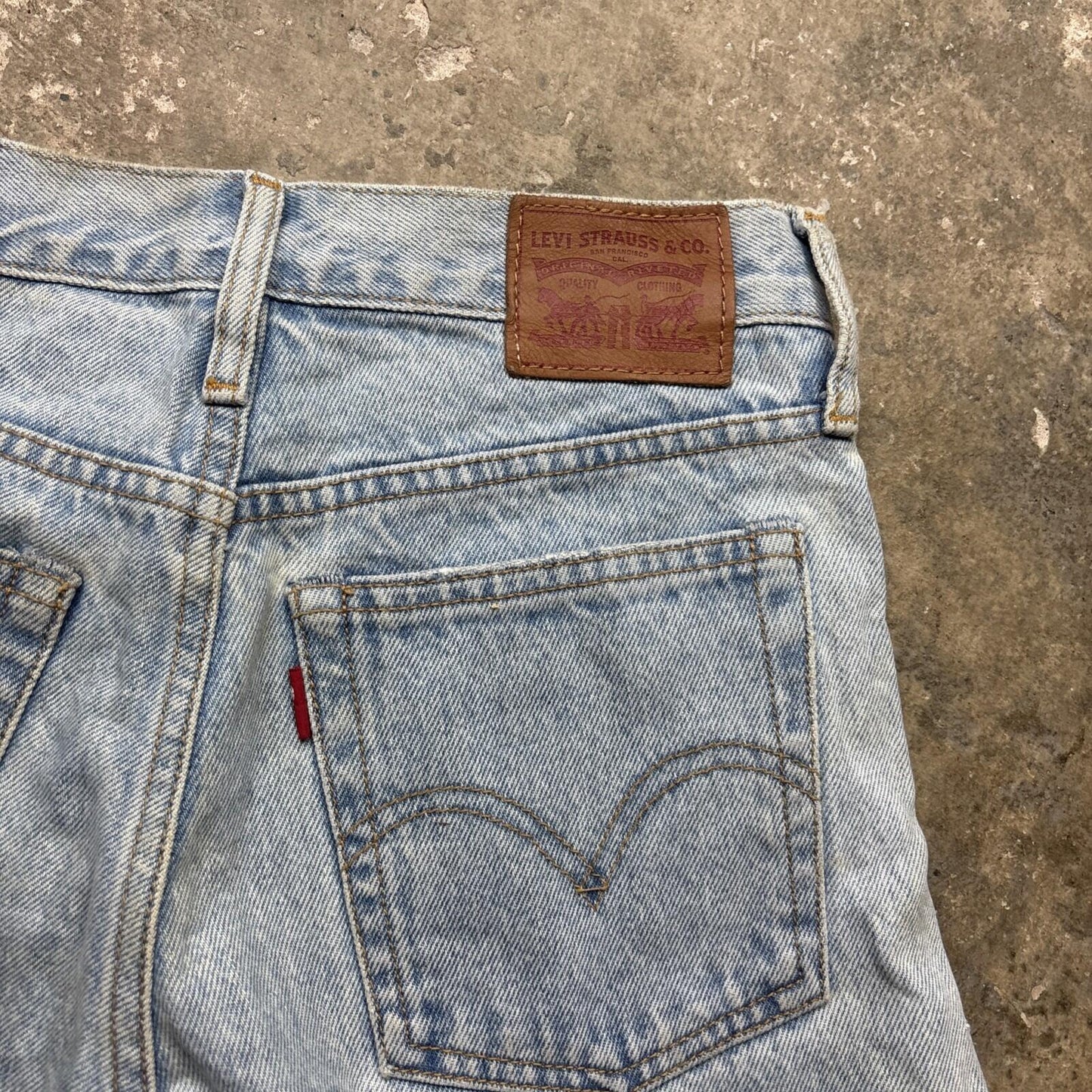 Blue Denim Levi’s Men’s Cut Off Shorts | W25