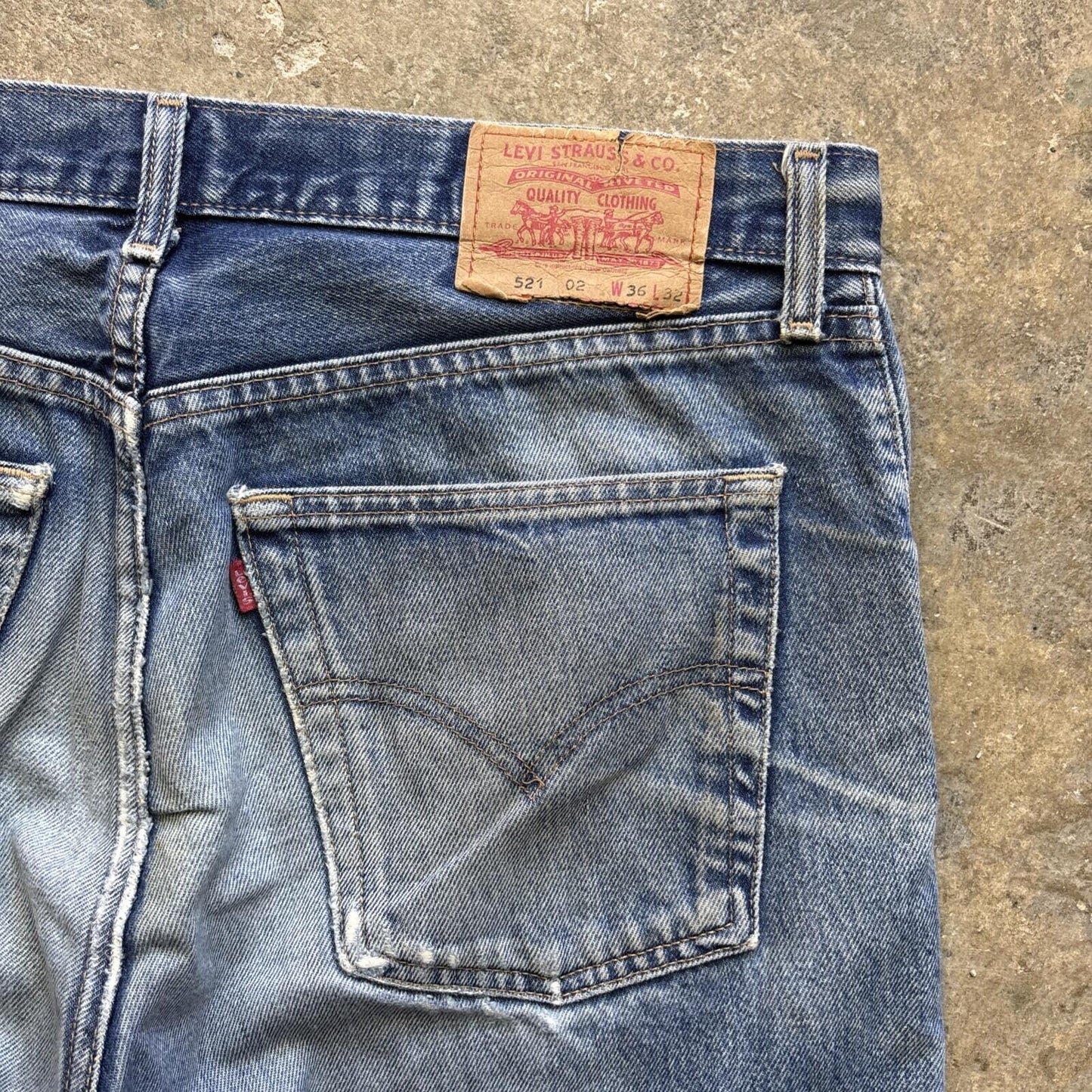 Blue Denim Levi’s Cut Off Men’s Jorts Shorts | W36