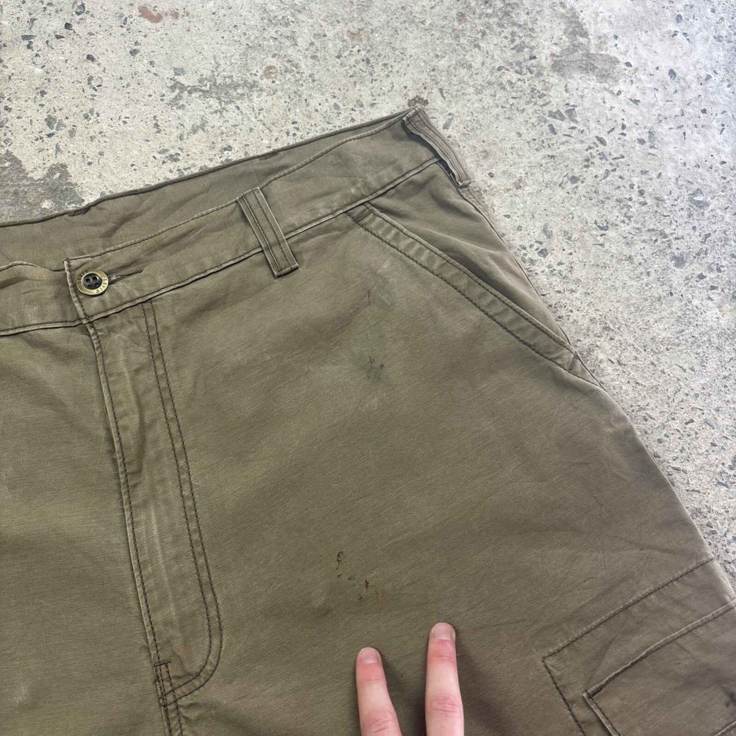 Green Levis Military Style Cargo Pants | W38"