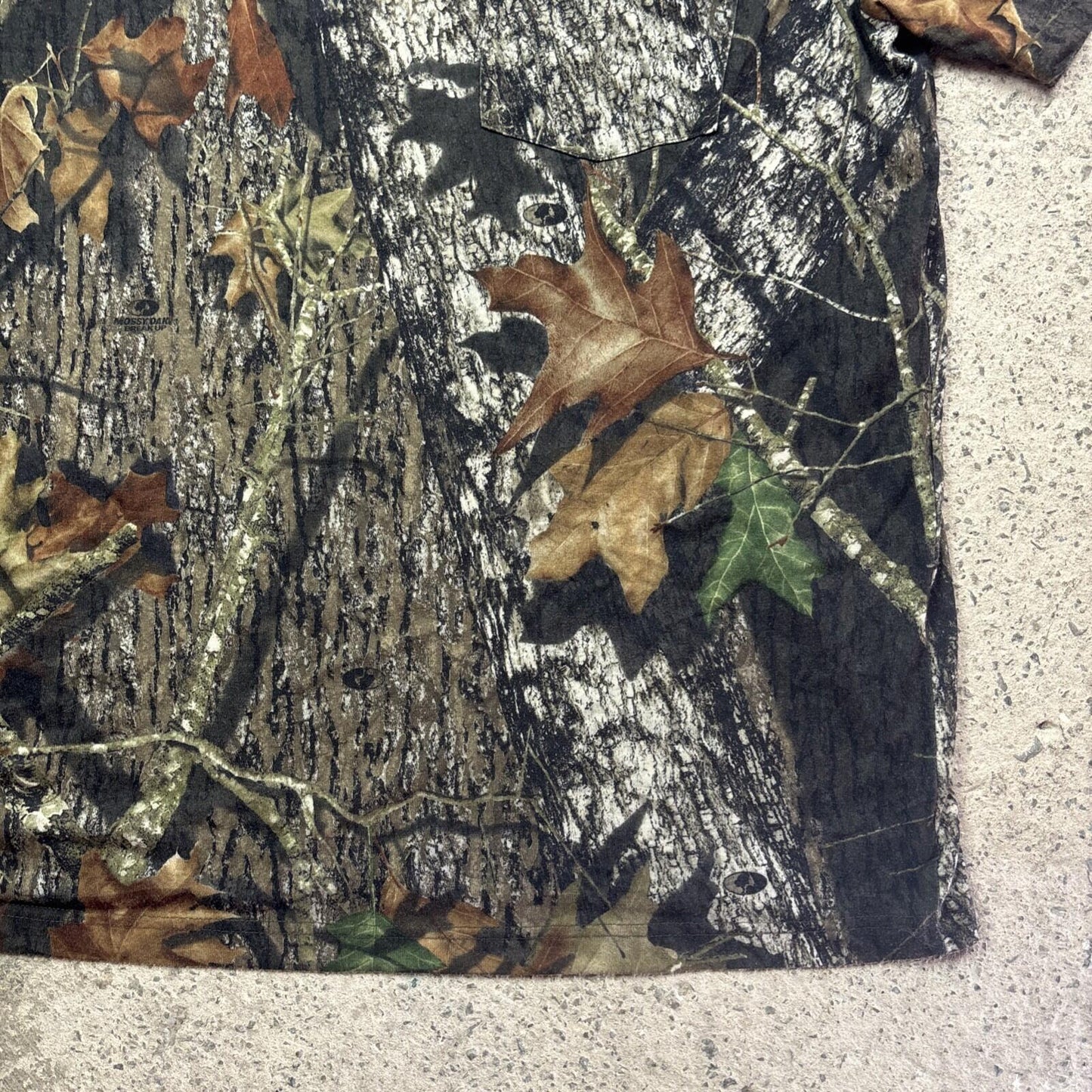 Real Tree Camouflage Mossy Oak T-Shirt | Size: XL