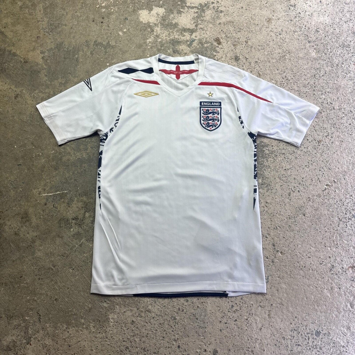 White England Umbro 2007/09 Football Home Shirt | Size S