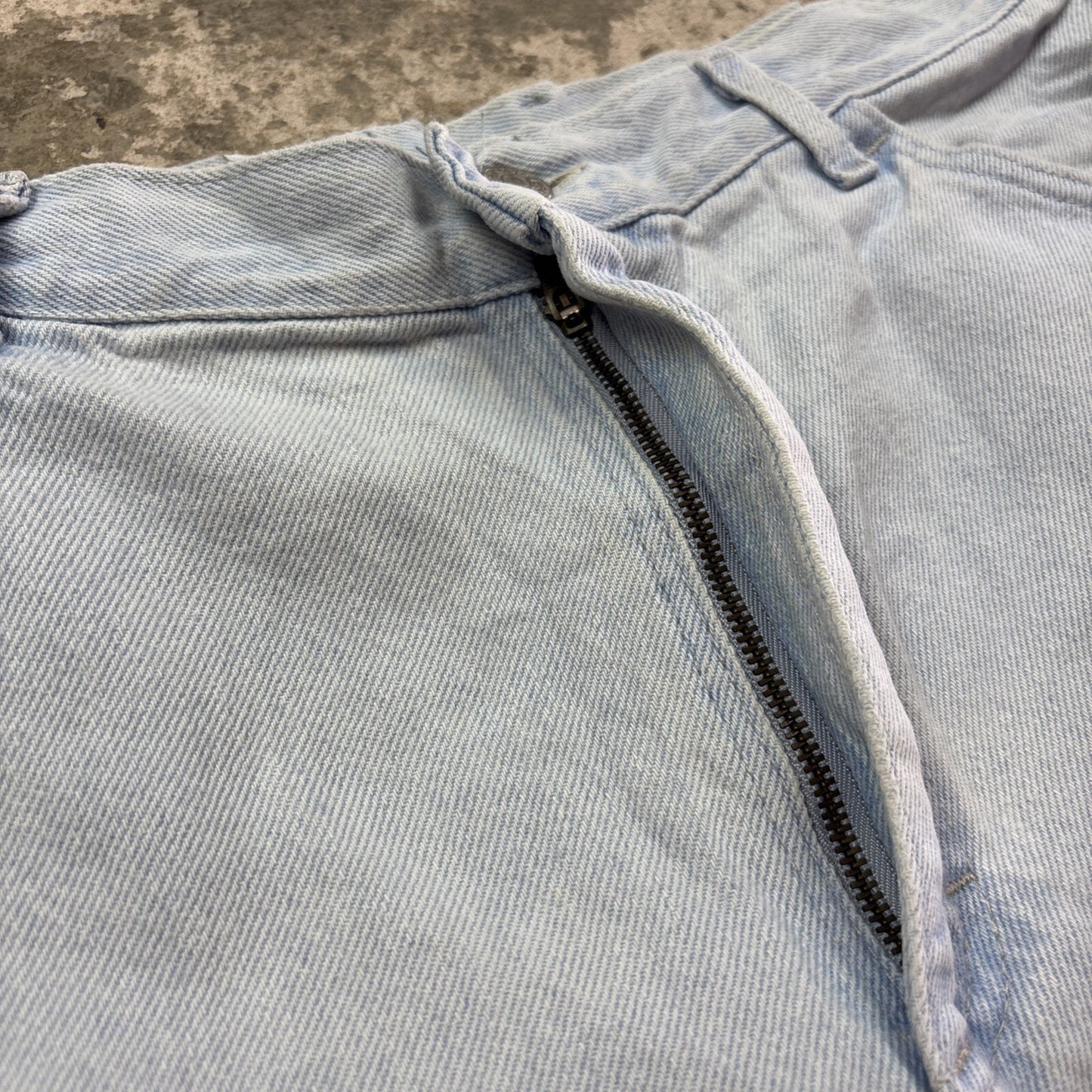 Light Blue Denim Lee Jean Shorts | W32"