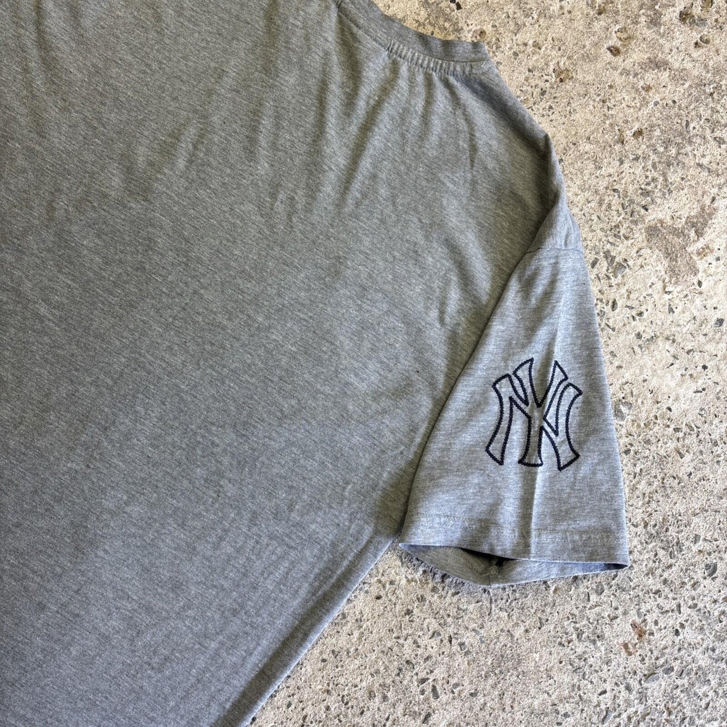 Grey New York Yankees Graphic New Era T-shirt Men's