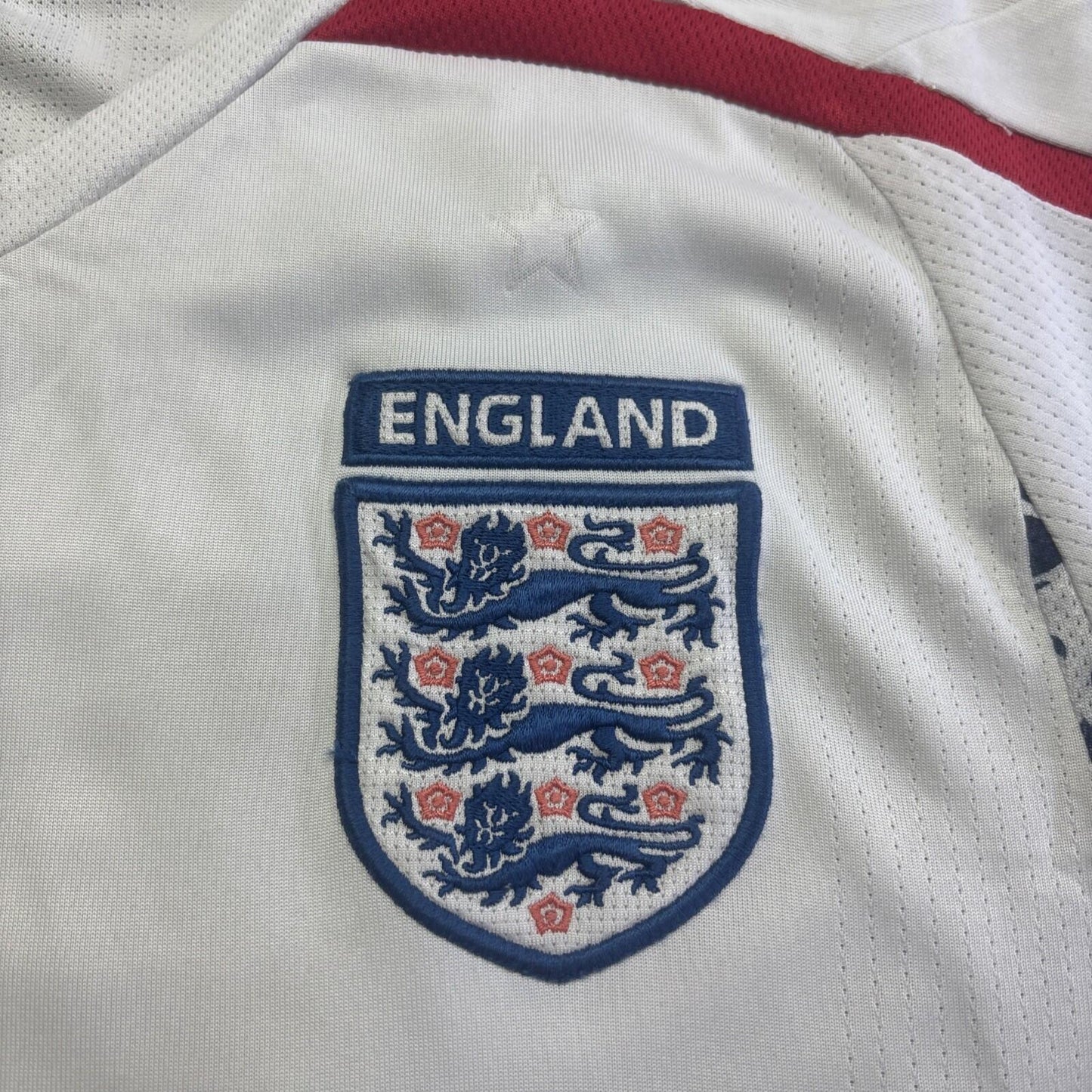 White Umbro England 2007/09 Football Home Shirt | Size: S