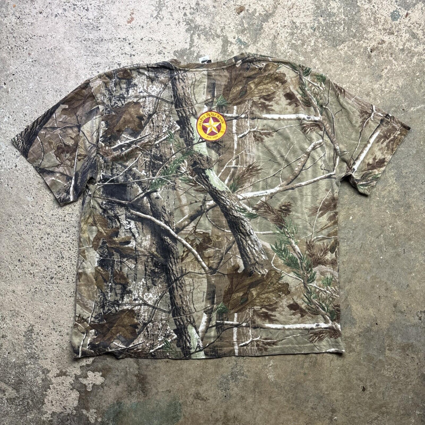 Realtree Graphic Men’s T-shirt With Bank Graphic  | XL