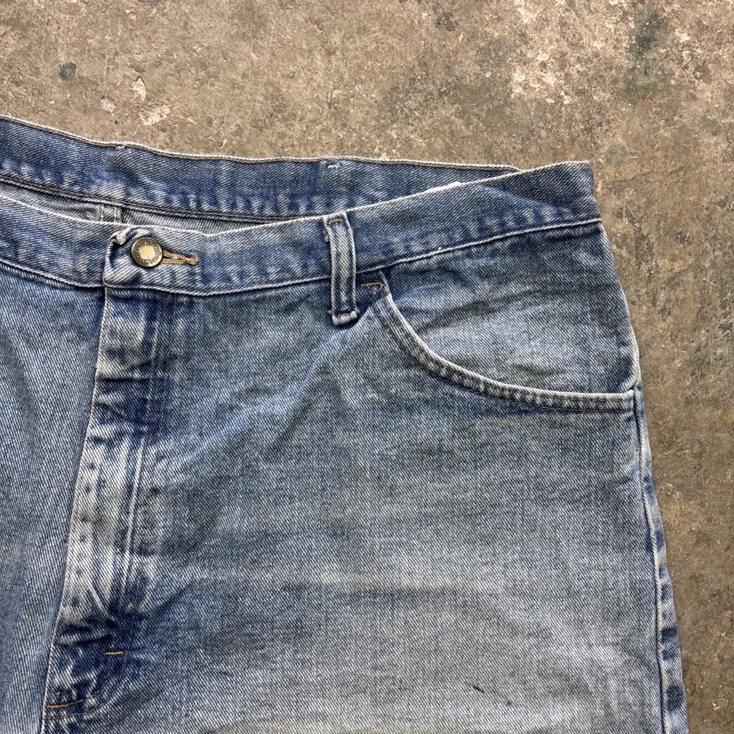 Blue Denim Wrangler Men’s Relaxed Fit Shorts - W42