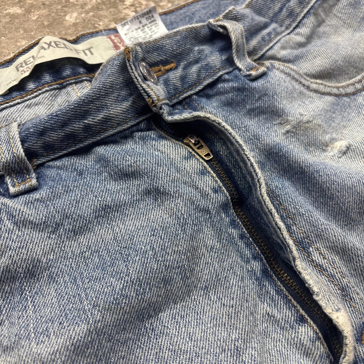 Blue Denim Levi’s Women’s  Cut Off Shorts | W36"
