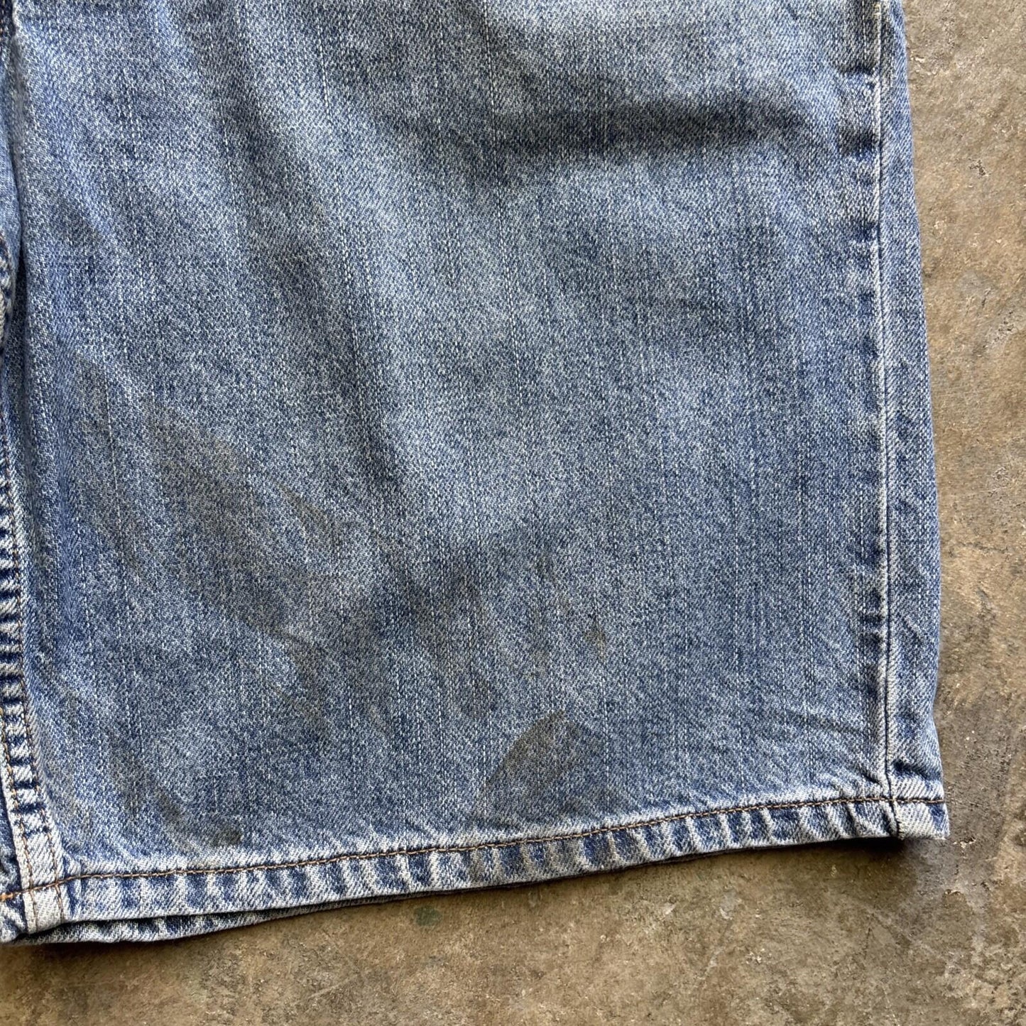 Blue Denim Levi’s 550 Men’s Shorts Jorts | W36