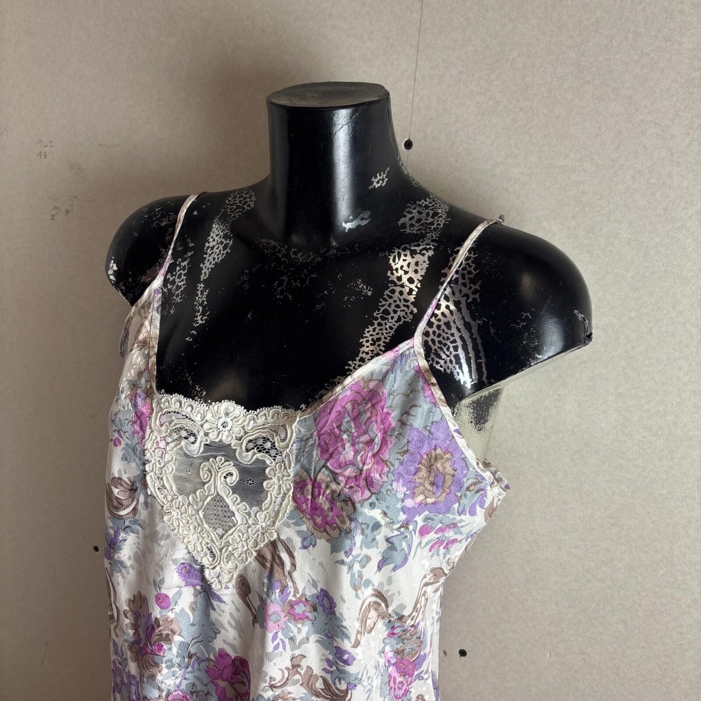 Cute Y2K Floral Shiny Cami Top With Lace Chest | Size M 10-12