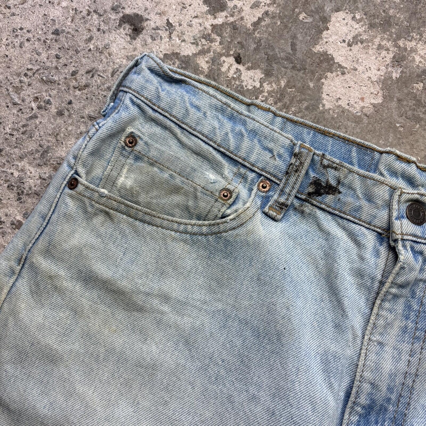 Vintage Light Blue Levi’s Men’s Cut Off Shorts Made In Canada | W36