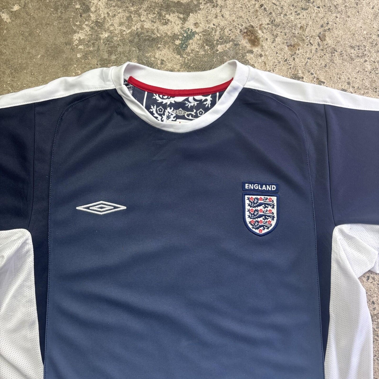 Navy & White Gradient England Umbro Football Training Shirt | Size: S