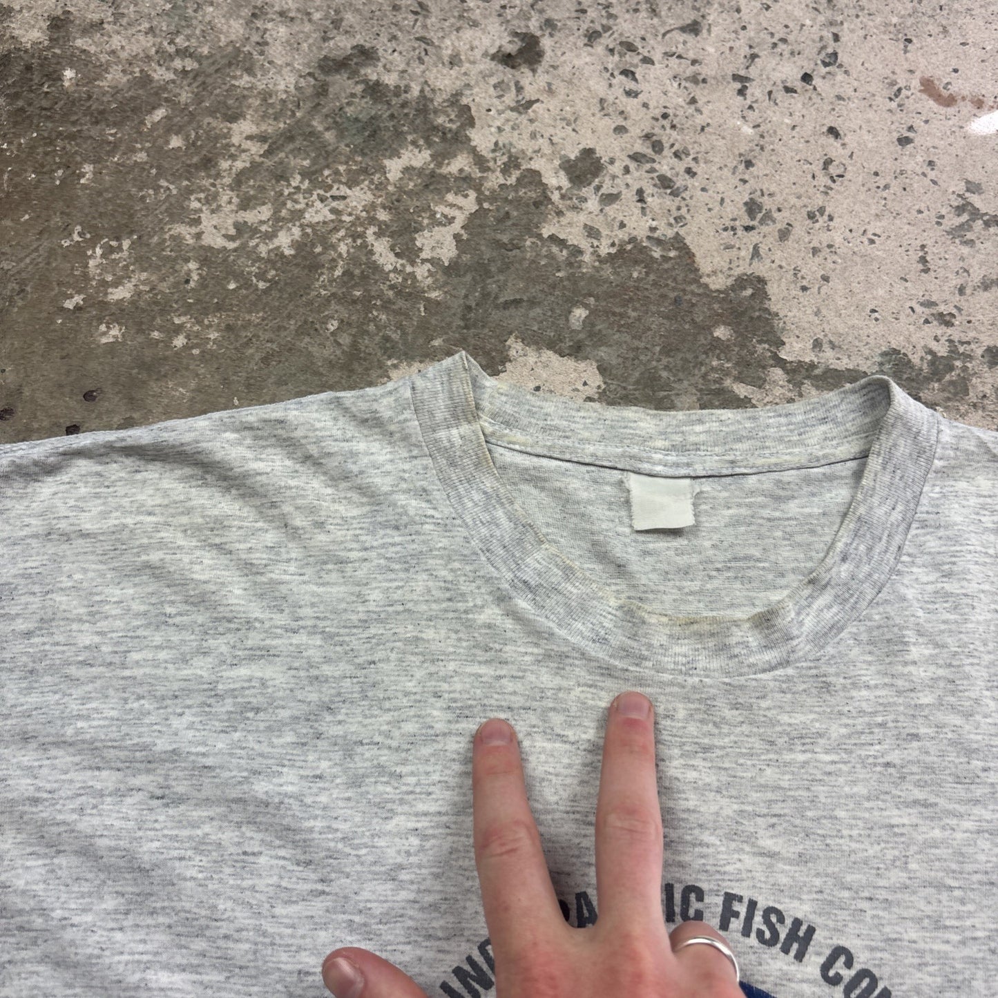 Vintage Grey 90s Graphic T-Shirt | Size XL