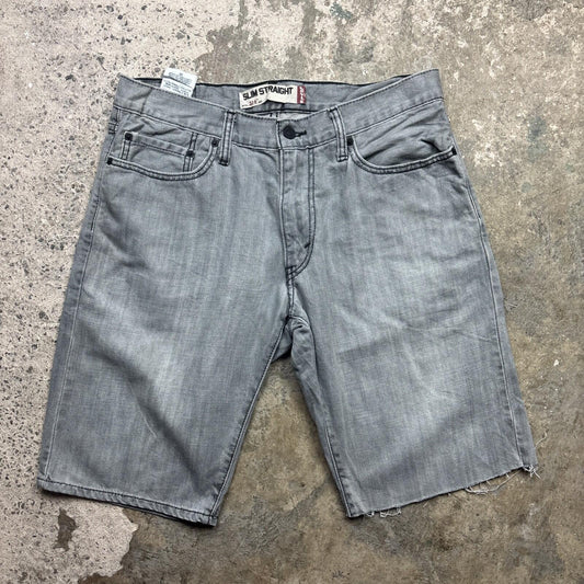 Grey Levi’s 514 Men’s Cut Off Shorts | W33