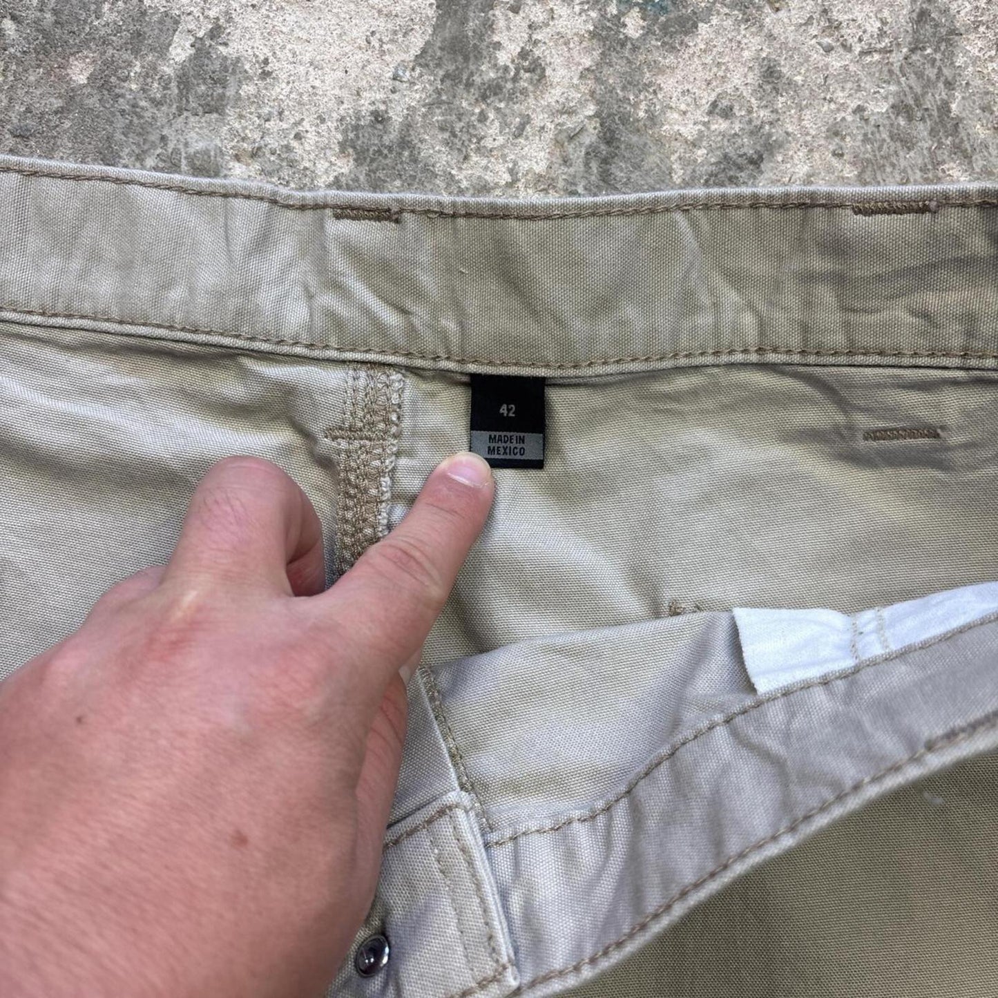 Cream Carhartt Carpenter Shorts - W42